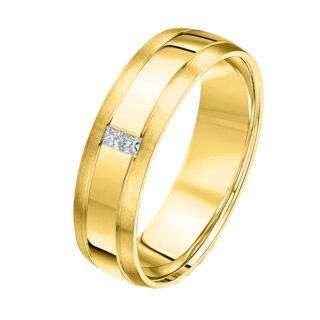 6mm 9ct Yellow Gold Court 0.06ct Princess Cut Diamond Ring