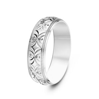 18ct White Gold Diamond Cut Patterned Wedding Ring
